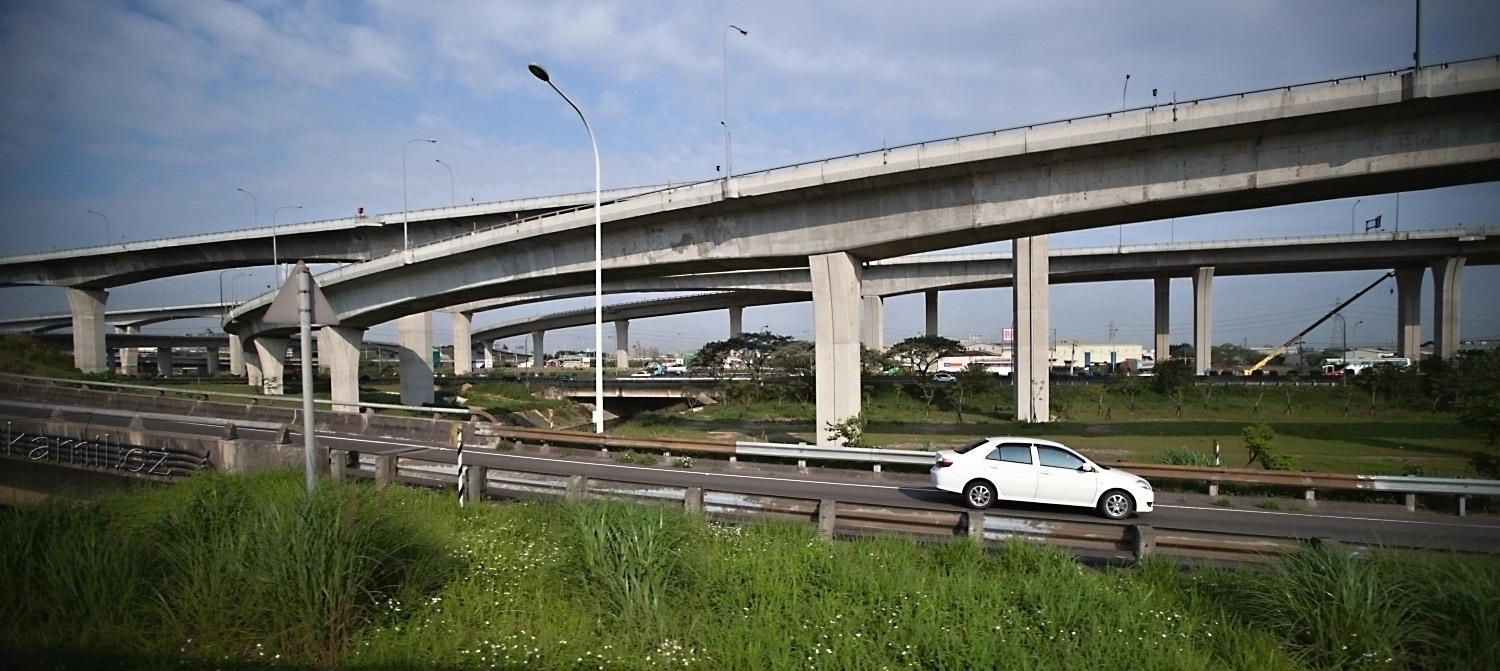 img00012.jpg