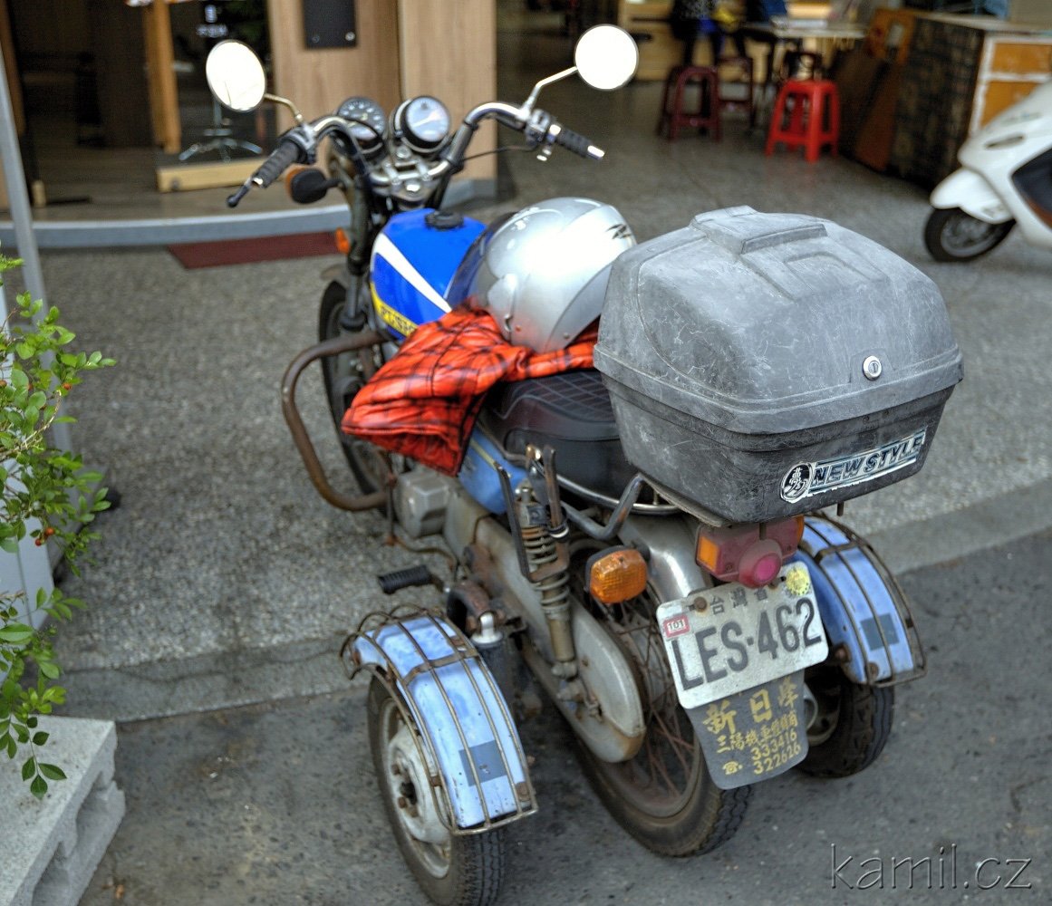 img00018.jpg