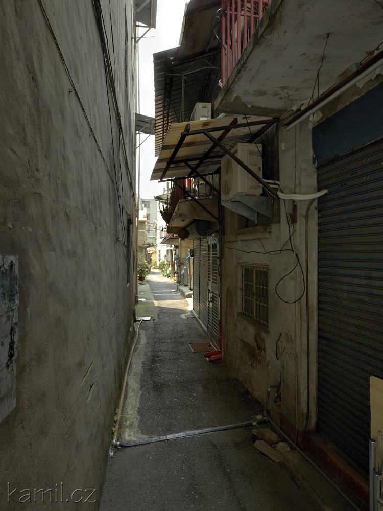 img00021.jpg