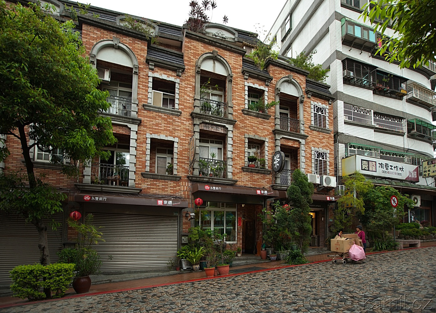img00026.jpg