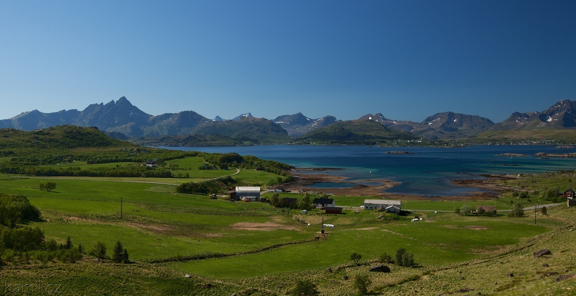 img00022.jpg